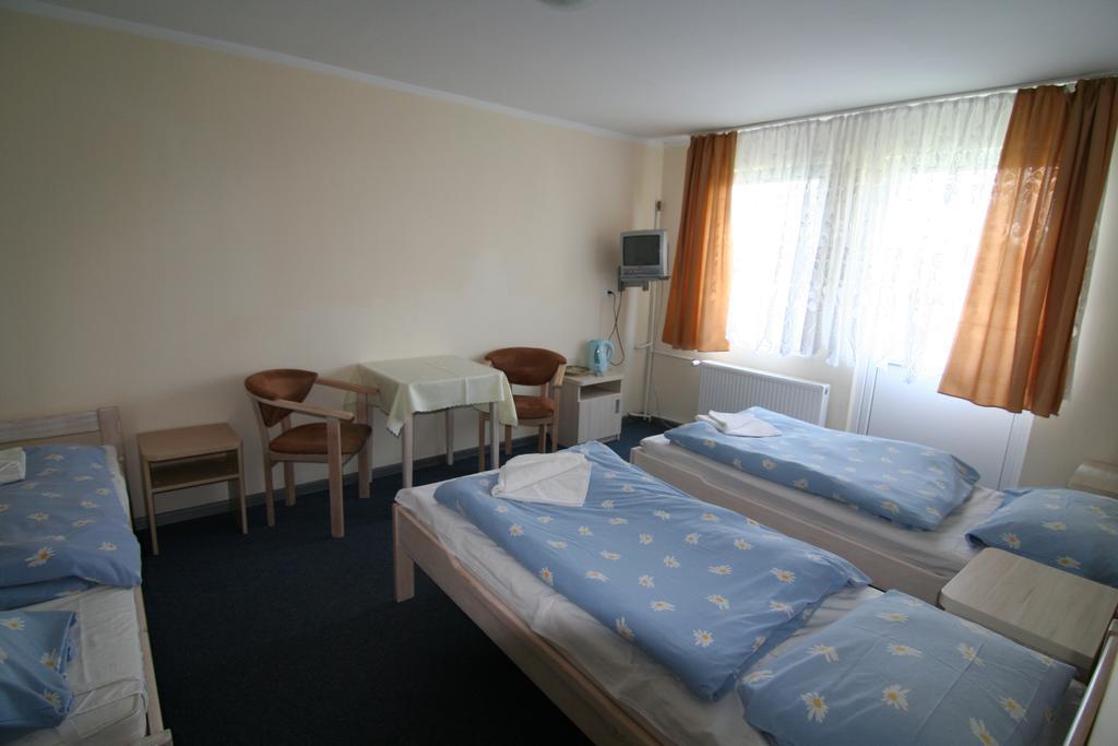 Sophia Bryza - Centrum Rehabilitacji I Wypoczynku Hotel Sarbinowo Ruang foto